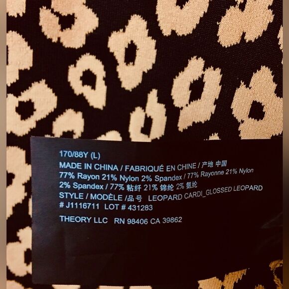 Theory Leopard Animal Print Glossed V-Neck Button Down Cardigan Tan/Black Size L - Picture 11 of 13